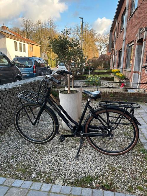 Zwarte stadsfiets Gazelle, Fietsen en Brommers, Fietsen | Dames | Damesfietsen, Zo goed als nieuw, Gazelle, Versnellingen, Ophalen