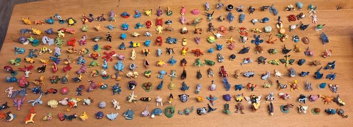 Lot van 250 pokemon figuren circa 2005/6/7, Kinderen en Baby's, Speelgoed | Actiefiguren, Gebruikt, Ophalen