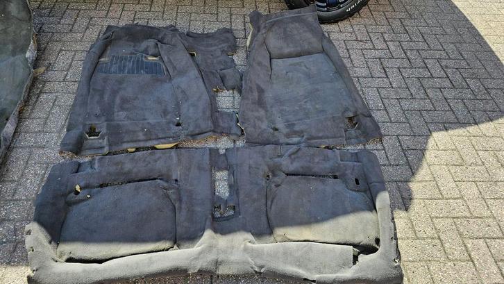 Tapijt vloerbedekking grijs antraciet BMW 3 serie E30 tourin, Auto-onderdelen, Interieur en Bekleding, BMW, Gebruikt, Ophalen