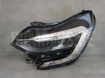 Koplamp Renault Captur 2 II LED 19-23 LH 260608054R LINKS S1 beschikbaar voor biedingen