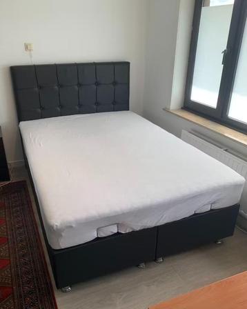 Zwarte boxspring 140x200 cm – met opbergruimte beschikbaar voor biedingen