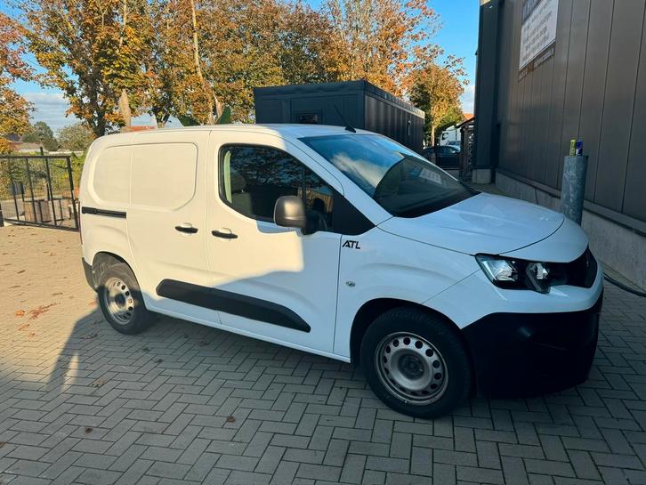 Peugeot partner (btw wagen) goede staat gekeurd voor verkoop, Auto's, Bestelwagens en Lichte vracht, Bedrijf, ABS, Achteruitrijcamera