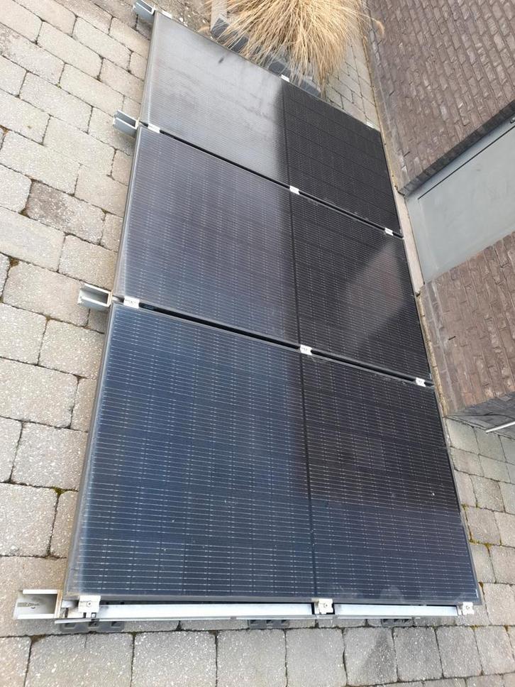 3 PV panelen met micro omvormers en platdak constructie 990, Doe-het-zelf en Bouw, Dakpannen en Dakbedekking, Zwart, Ophalen