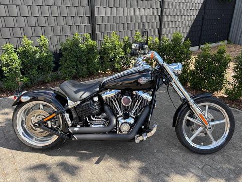 H-D Rocker C 1584 FXCWC + Garantie + GRATIS onderhoud!, Motoren, Motoren | Harley-Davidson, Bedrijf, Chopper, meer dan 35 kW, 2 cilinders