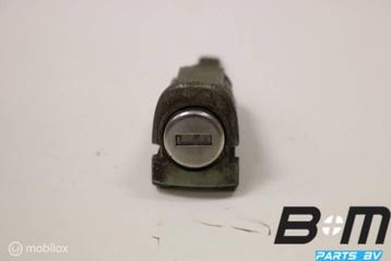 Portierslot met baard Volkswagen Golf 4 3 deurs beschikbaar voor biedingen