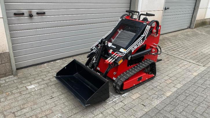 Nouvelle mini-chargeuse compacte DM 360 sur chenilles, Articles professionnels, Machines & Construction | Grues & Excavatrices