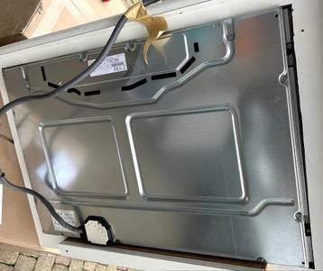 Plaque de cuisson SIEMENS ET845HH17 beschikbaar voor biedingen