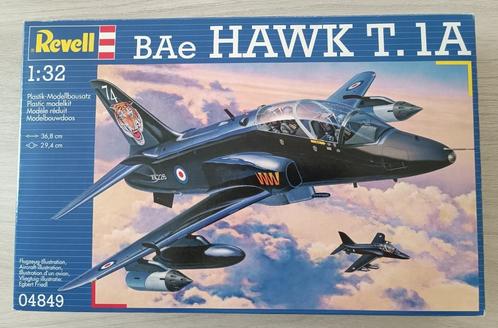 Revell 1/32 Hawk T 1A, Hobby & Loisirs créatifs, Modélisme | Avions & Hélicoptères, Comme neuf, Avion, Plus grand que 1:72, Revell