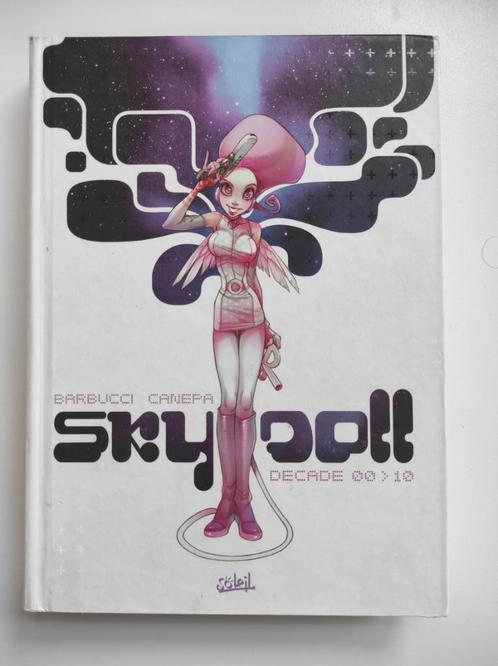 BD Sky Doll Decade 00 > 10 - Intégrale Première Edition, Livres, BD, Utilisé, Une BD, Enlèvement ou Envoi