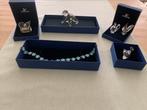 Swarovski beeldjes en ketting, Verzamelen, Ophalen, Zo goed als nieuw