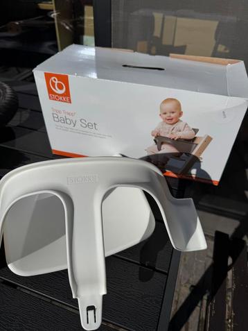 Tripp trapp baby set + kussentjes beschikbaar voor biedingen