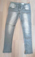 Pantalon en jeans gris C&A, Vêtements | Femmes, Jeans, Gris, Enlèvement ou Envoi, Comme neuf, W30 - W32 (confection 38/40)