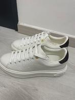 Louis Vuitton Time Out Sneakers dames, Vêtements | Femmes, Chaussures, Sneakers et Baskets, Envoi, Blanc, Louis vuitton