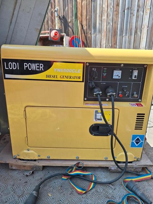 Diesel stroomgenerator / stroomgroep op aanhangwagen., Doe-het-zelf en Bouw, Aggregaten, Zo goed als nieuw, Ophalen