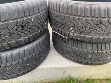 Pneu hiver 18p beschikbaar voor biedingen