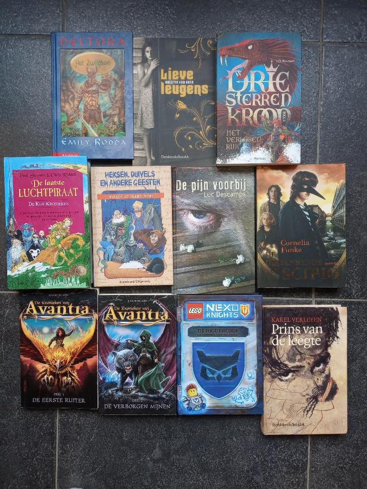 11 jongerenboeken vanaf 9 jaar in prima staat, Boeken, Kinderboeken | Jeugd | 10 tot 12 jaar, Zo goed als nieuw, Ophalen of Verzenden