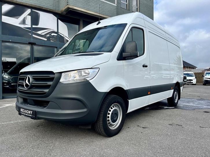 Mercedes-Benz Sprinter RWD 2.0D 150PK L2H2*Carplay*Navigati, Auto's, Mercedes-Benz, Bedrijf, Sprinter Combi, ABS, Airbags, Airconditioning