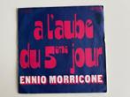 Vinyle 45 tours Ennio Morricone À l'aube du 5eme jour, CD & DVD, Vinyles | Musiques de film & Bandes son, Utilisé, Enlèvement ou Envoi