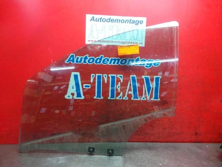 PORTIERRUIT LINKS VOOR Renault Captur (2R) (01-2013/-), Auto-onderdelen, Ruiten en Toebehoren, Renault, Gebruikt