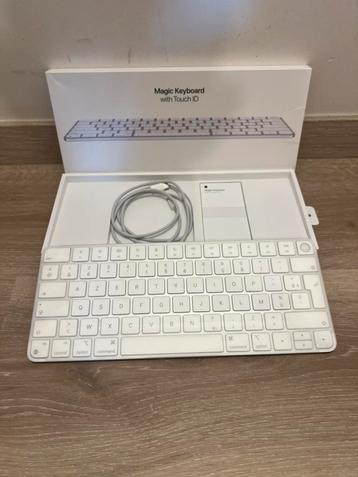 Apple Magic Keyboard (AZERTY) Met Touch ID beschikbaar voor biedingen