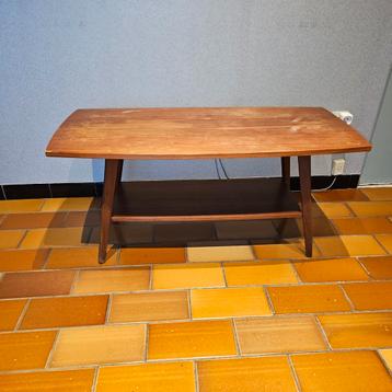 Salontafel.  Vintage. Midcentury.   beschikbaar voor biedingen