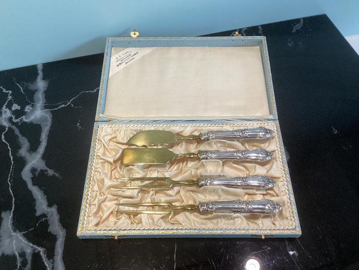 Couverts de service en métal argenté. 193/AE., Antiquités & Art, Antiquités | Couverts, Enlèvement