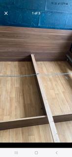 Grote bed met twee nachtkasten en dressoire, Huis en Inrichting, Ophalen, Gebruikt, Bruin, Tweepersoons