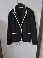 Jasje  zwart met wit biesje maat 38, Vêtements | Femmes, Vestes & Costumes, Enlèvement, Taille 38/40 (M), Blanc, Manteau