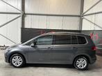 Vw Touran/1.5 TSI HIGHLINE/DSG/Led/Pano/Zv/Camera/Full/, Auto's, 1498 cc, 4 cilinders, 124 g/km, 5 deurs
