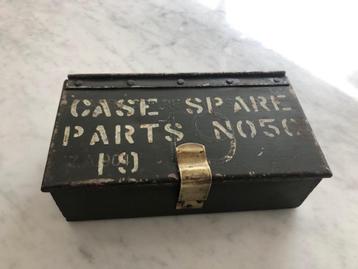 Militaria, Army Case Spare parts 5C beschikbaar voor biedingen