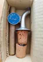 Ancien verseur a bouteille Cognac Martel dans sa boîte, Enlèvement ou Envoi