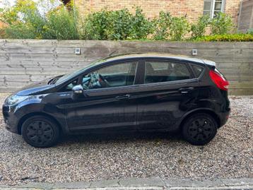 Ford Fiesta noire, Autos, Ford, 1242 cm³, Euro 5, Achat, Carnet d'entretien