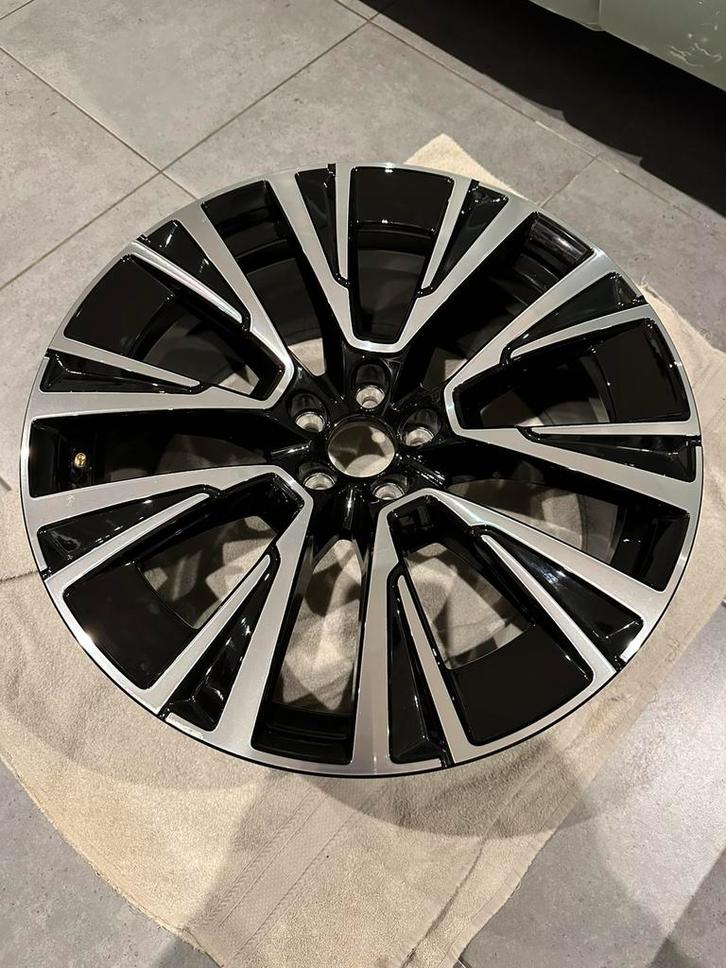 1 VELG van 20 inch voor de VOLVO XC90, Auto-onderdelen, Banden en Velgen, Velg(en), Ophalen