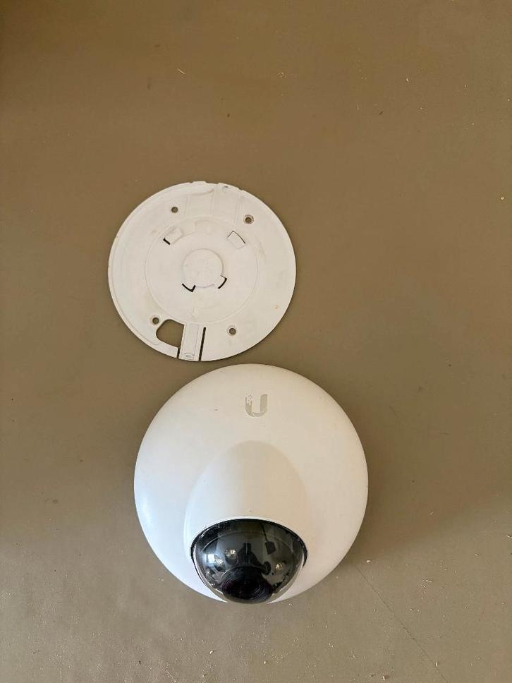 Ubiquiti Unifi G3 Dome Camera, Audio, Tv en Foto, Videobewaking, Gebruikt, Buitencamera, Ophalen of Verzenden