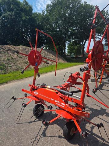 Kuhn 5001 schudder zo goed als nieuw  beschikbaar voor biedingen