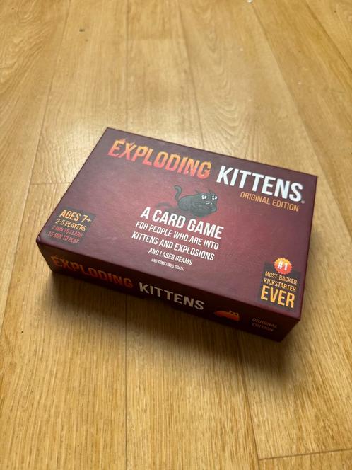 Exploding Kittens - Originele editie (Engelse versie), Hobby en Vrije tijd, Gezelschapsspellen | Kaartspellen, Gebruikt, Ophalen