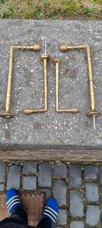 4 Gordijnhouders, Ophalen