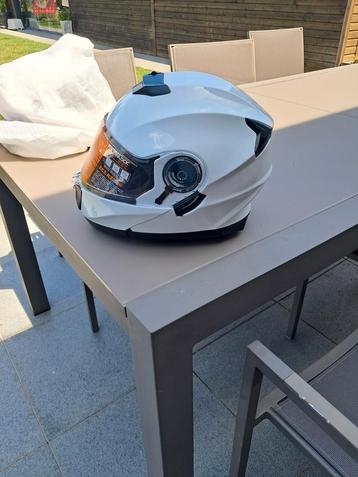 Systeemmotorhelm nieuw  beschikbaar voor biedingen