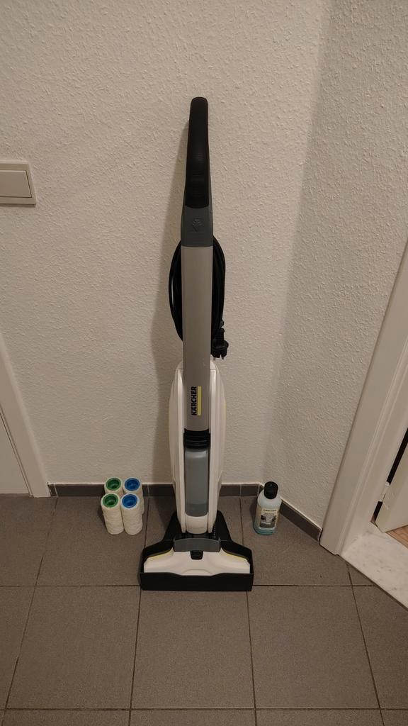 Kärcher FC5 Premium. Dweilen en stofzuigen!, Huis en Inrichting, Schoonmaakartikelen, Mop of Dweil, Ophalen of Verzenden