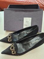 Prada schoenen 39, Handtassen en Accessoires, Zonnebrillen en Brillen | Dames, Ophalen, Zo goed als nieuw, Zwart, Prada