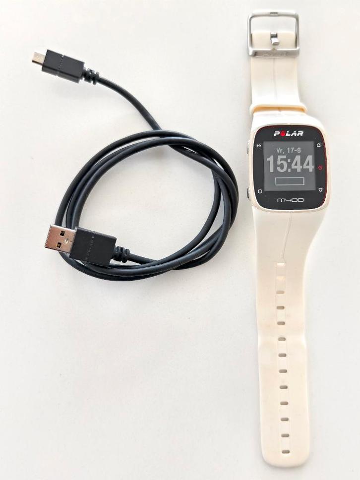 Polar M400 (wit) sporthorloge, Handtassen en Accessoires, Sporthorloges, Gebruikt, Wit, Afstand, Ophalen of Verzenden