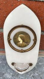 Wijwater, Antiek en Kunst, Ophalen