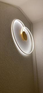 Wandlamp, goud met ledstrip in verwerkt in de boog, Ophalen, Zo goed als nieuw