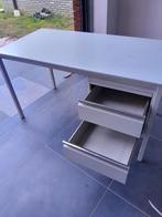 Te koop enn bijna gratis metalen bureau., Doe-het-zelf en Bouw, Ophalen, Gebruikt