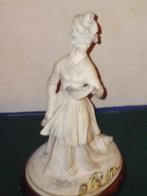 Belle statue de dame en polystyrène, Comme neuf, Humain, Enlèvement ou Envoi