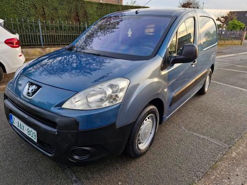 PEUGEOT PARTNER 1.6 HDI SCHUIFDEUR AIRCO BJ 2009 EXPORT.NL, Auto's, Bestelwagens en Lichte vracht, Bedrijf, Te koop, ABS, Airbags