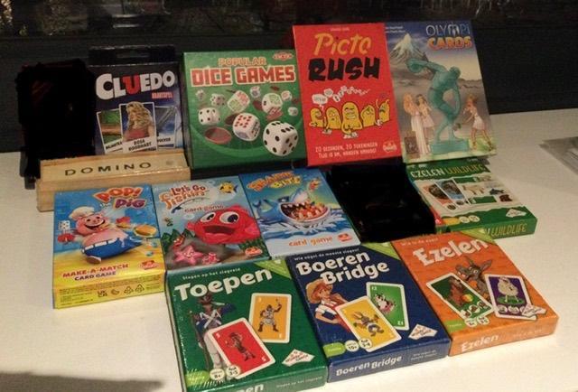 12 Gezelschapspellen, allemaal nieuw én geseald., Hobby & Loisirs créatifs, Jeux de société | Jeux de cartes, Neuf, 1 ou 2 joueurs