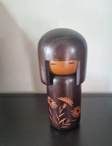 Mooie Usaburo Kokeshi beschikbaar voor biedingen