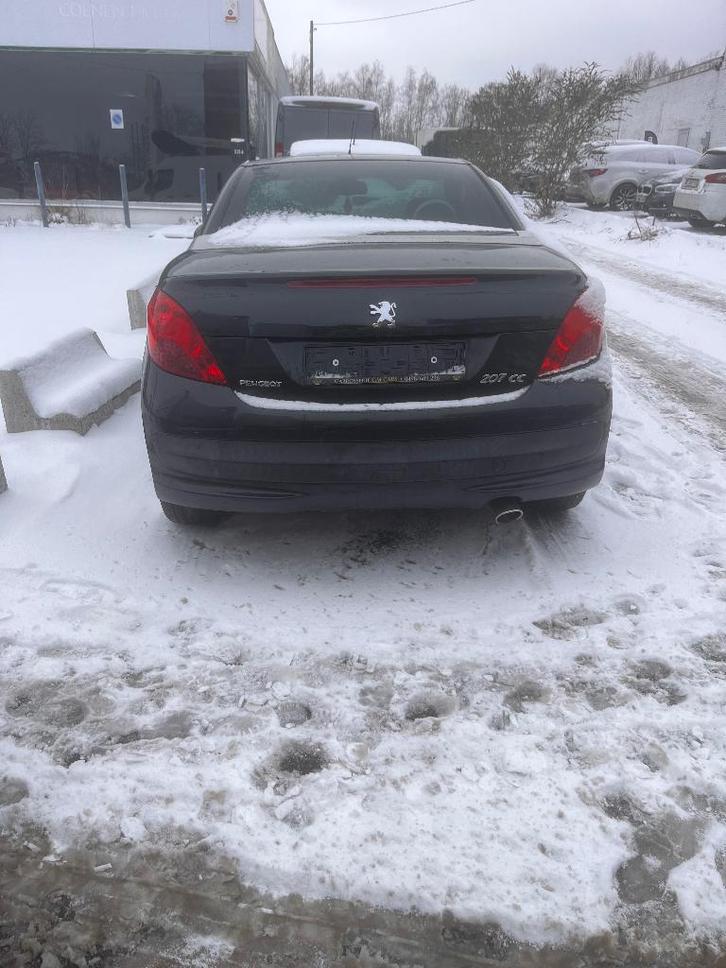 Peugeot 207 cc prêt à immatriculer, Auto's, Peugeot, Particulier, Diesel, Euro 4, Cabriolet, 3 deurs, Handgeschakeld, Zwart, Overige kleuren