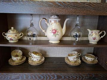 Servies 21 delig koffie  beschikbaar voor biedingen